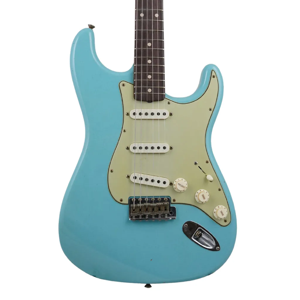 Fender Custom Shop '62/'63 Stratocaster Journeyman Relic - Aged Daphne Blue
