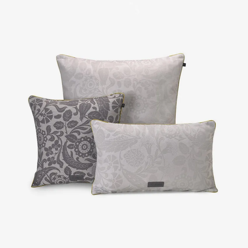 Le Jacquard Franais | Voyage Iconique Cushion Cover